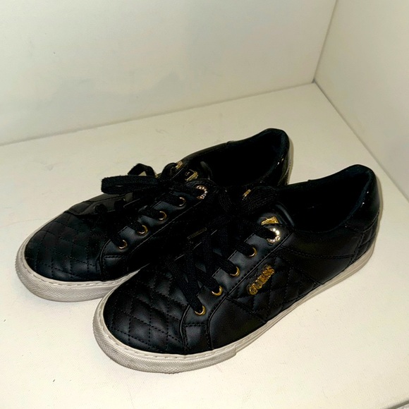 Black Guess Loven Lace-Up Sneakers, Size 10 - Picture 1 of 5